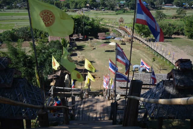 Mae Hong Son, Su Tong Pae Bridge, Backpackjunkies
