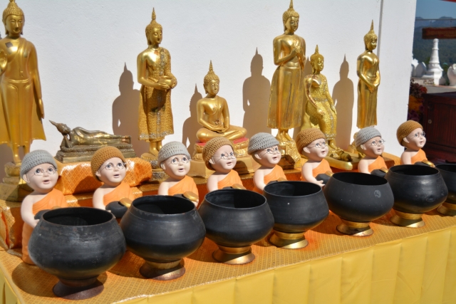 Mae Hong Son, Wat Phra That Doi Kong Mu, Backpackjunkies