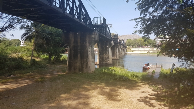 Kanchanaburi - Bridge over river Kwai - 002