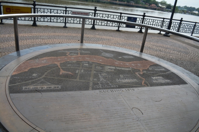 Kuching, waterfront, Backpackjunkies