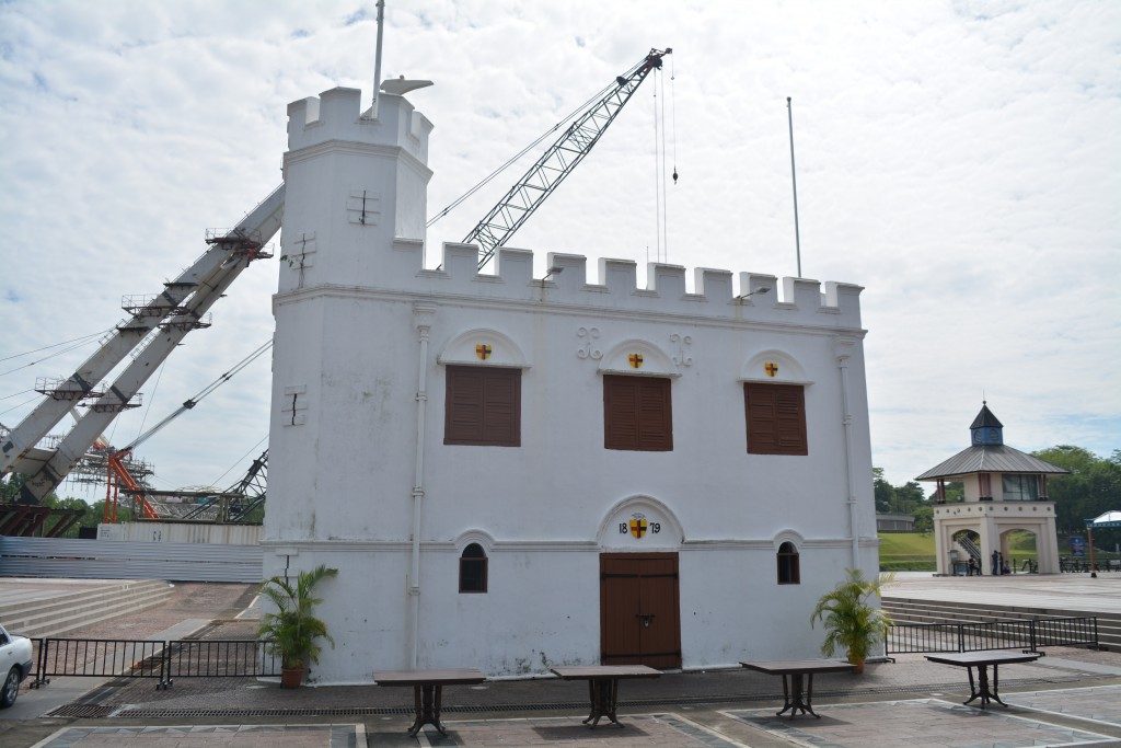 Kuching, Square Tower, Backpackjunkies