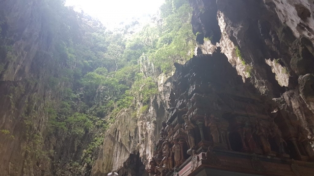 Kuala Lumpur - Batu Caves 08 - BackPackJunkies Kuala Lumpur - Batu Caves 08 - BackPackJunkies