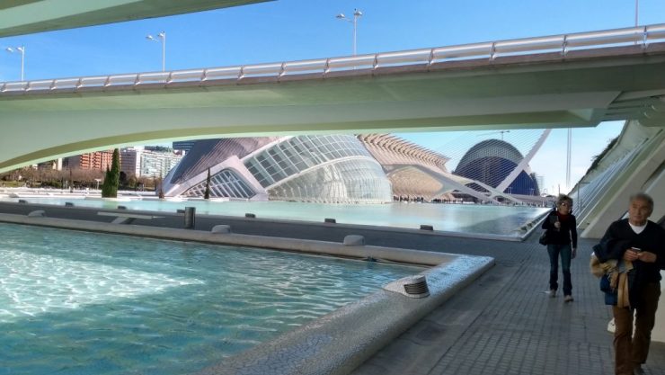 Valencia, Baja Bikes, fietstour, L’Hemisfèric, Backpackjunkies