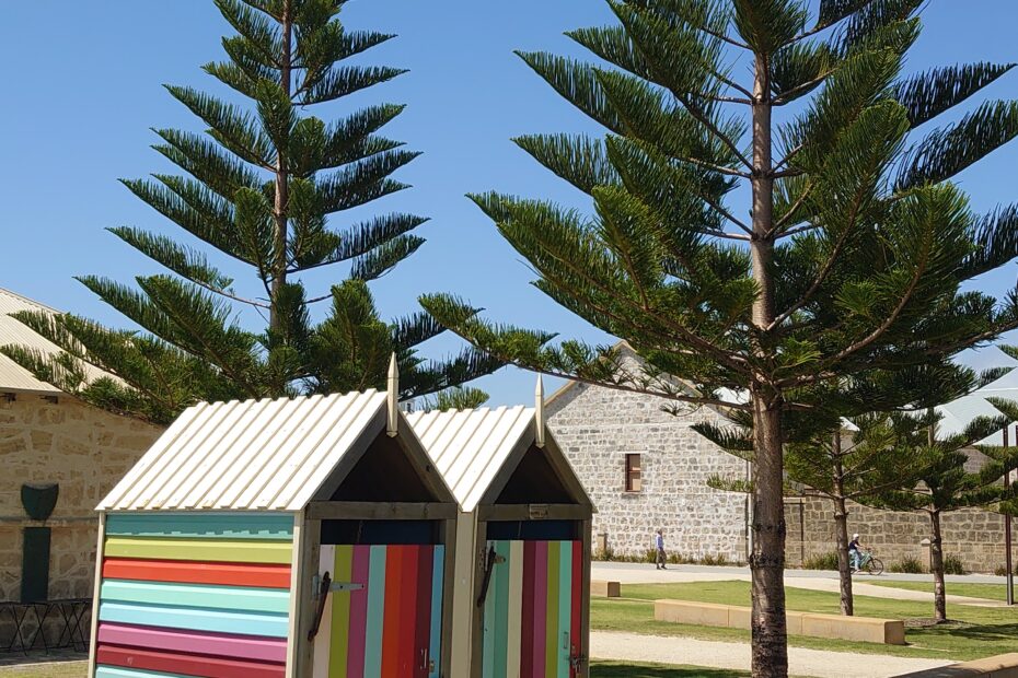 Maak kennis met Fremantle, WA - gekleurde omkleedcabines bij het strand